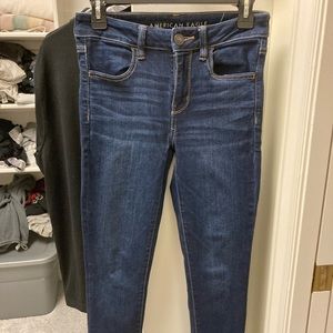 American Eagle skinny jeans, size 4s